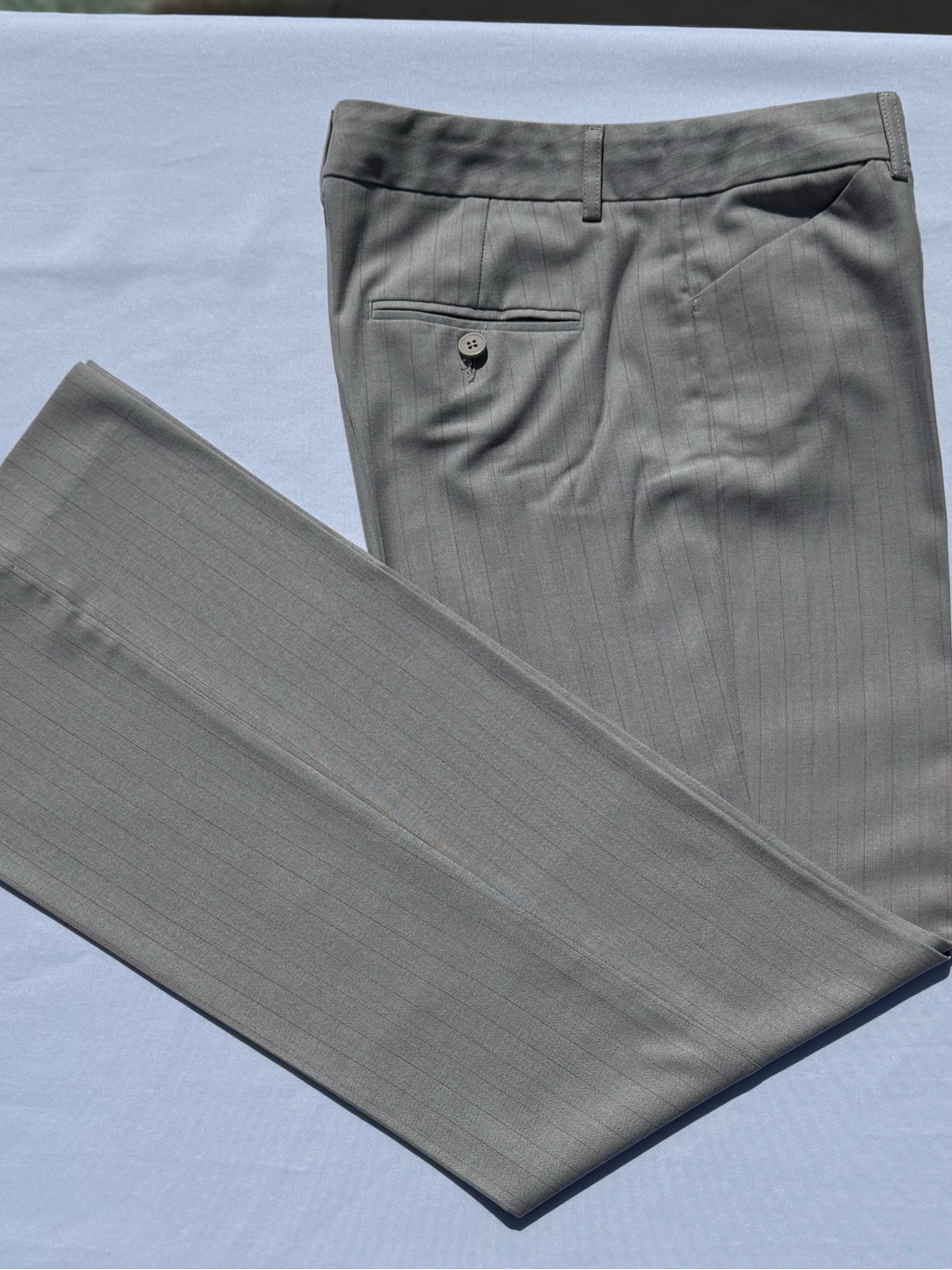 Express Design Studio Women’s Dress Pants In Light Gray With Pink Pinstripe